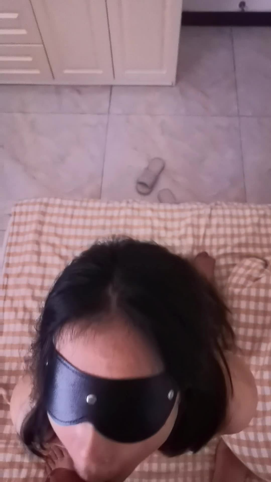 老婆在家和别的男人